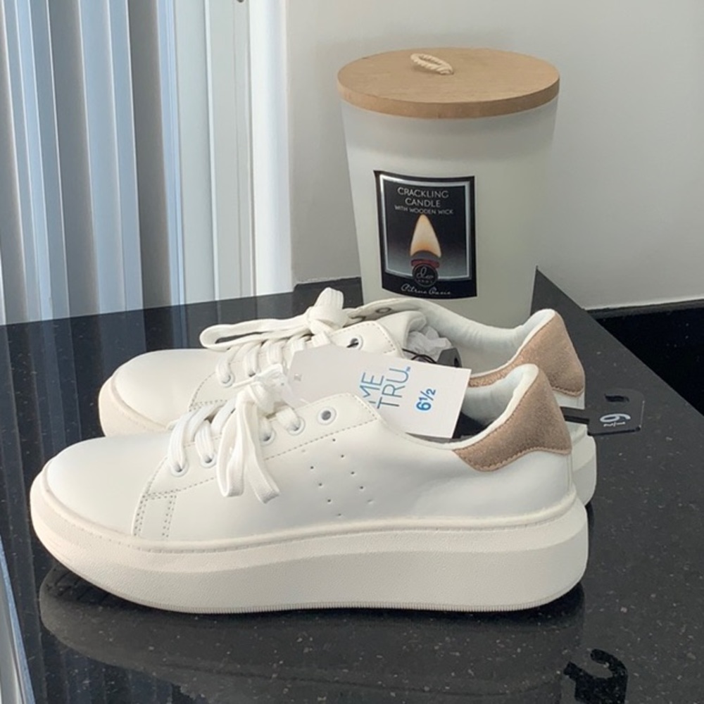 Size 6.5 Platform Sneakers with Rose Gold and Pink Detail